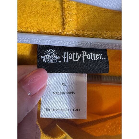 Wizarding World of Harry‎ Potter Hufflepuff hoodie size xl - Picture 3 of 10